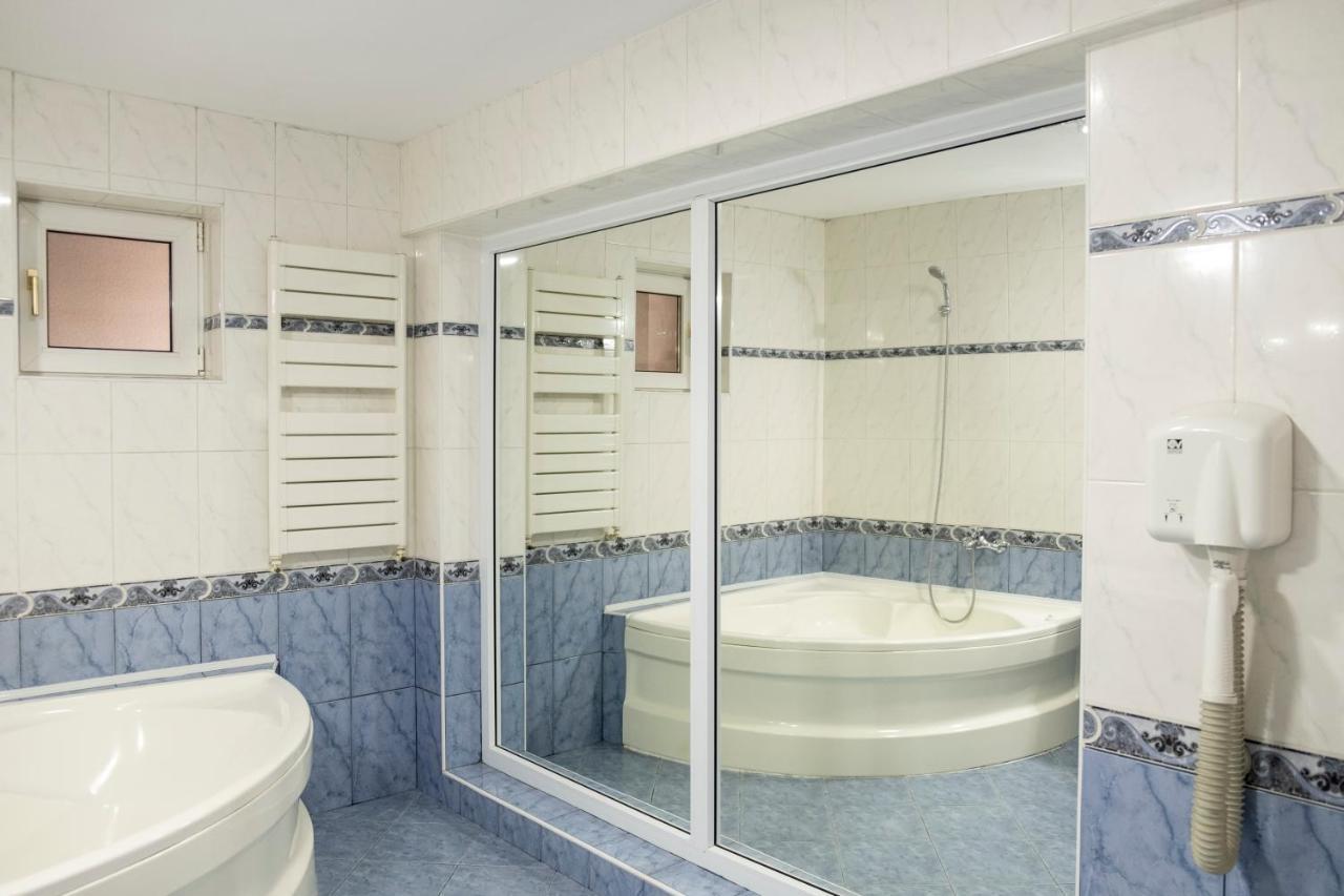 Hotel Casa Gabriela Bukareszt Zewnętrze zdjęcie